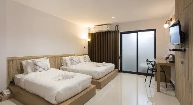 Полулюкс Well Timed Hotel