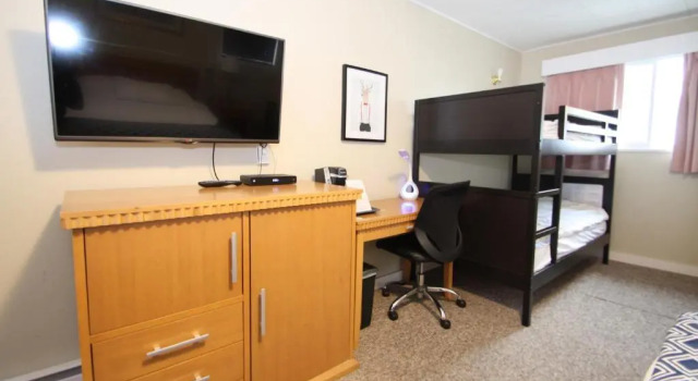 Четырёхместный номер Standard Harrison Spa Motel