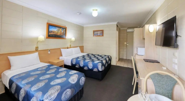 Трёхместный номер Deluxe Cootamundra Gardens Motel