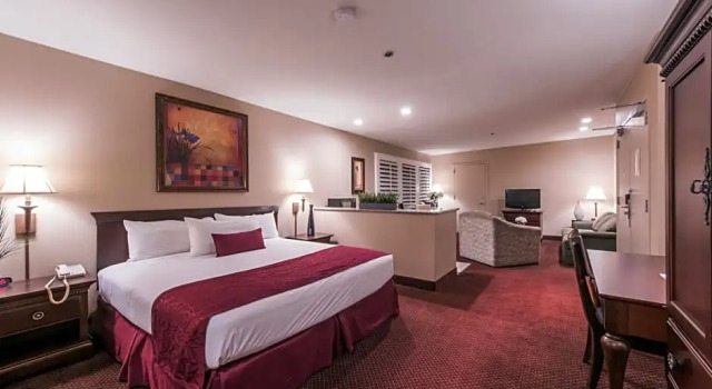 Двухместный люкс Grand Vista Hotel
