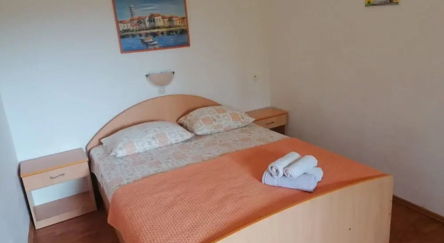 Marija1 - Close to the Center - A4 Narančasti, Prenota Hotel Jelsa 