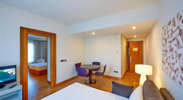 Семейный номер Standard Hotel Vigo Los Galeones, Affiliated by Meliá