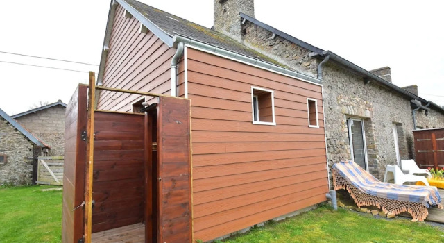 Spacious Holiday Home in Saint-germain-sur-ay With Terrace, Забронировать Отель Сен-Жермен-сюр-Е 