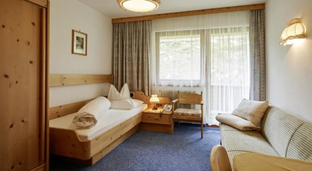 Одноместный номер Standard Alpenhotel Laurin
