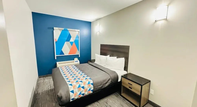 Шестиместный номер Superior Northland Motel