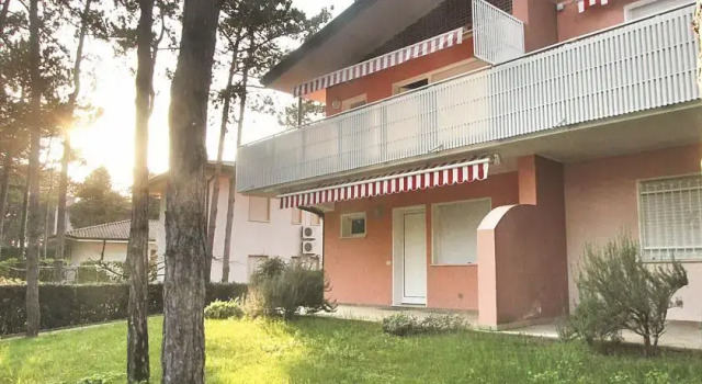 Villa Sorriso, Забронировать Вилла Виллы Линьяно-Саббьядоро, рядом с AquaSplash Water Park, Вилла