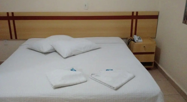 Hotel Makarena, Забронировать Отель Трес-Корасойнс Минас-Жерайс