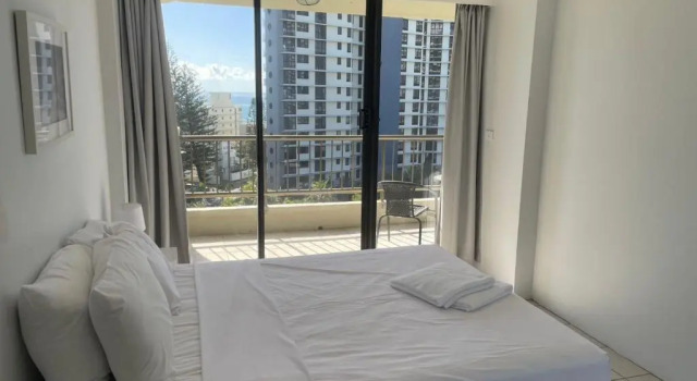 Апартаменты c 1 комнатой Aristocrat Apartments