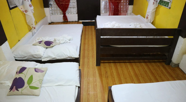 Old Parola Seaside Cottages, Rezerwuj Hotel Baler Luzon