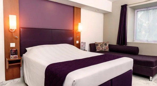 Полулюкс Caspia Hotel New Delhi Shalimar Bagh