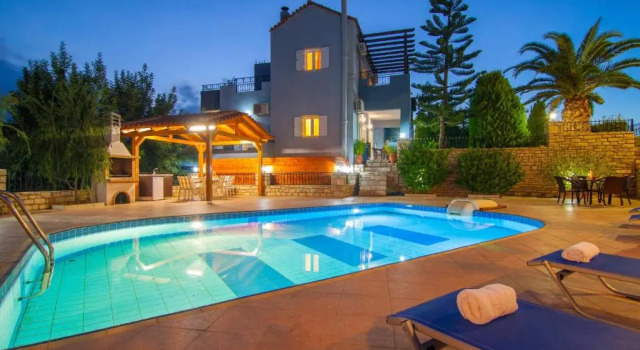 Вилла Blue Villa 1 - With Private Pool