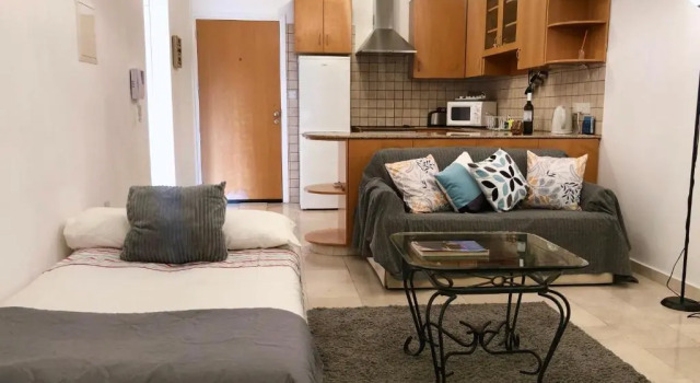 Апартаменты 1 bedroom flat, prime location near sea, sleeps 4