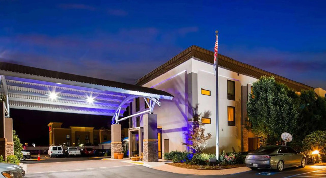Days Inn by Wyndham Laurel MS, Rezerwuj Hotel Hotele w Missisipi ze śniadaniem, Śniadanie
