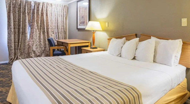 Номер Standard FairBridge Inn Express Battle Creek