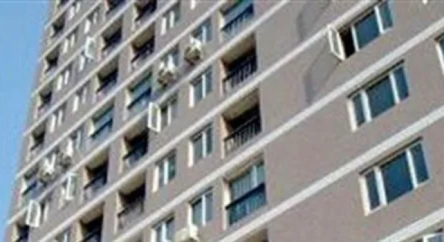 High Mountain Flowing Water Hotel - Kunming, Rezerwuj Hotel Hotele w Kunming z parkingiem, Parking