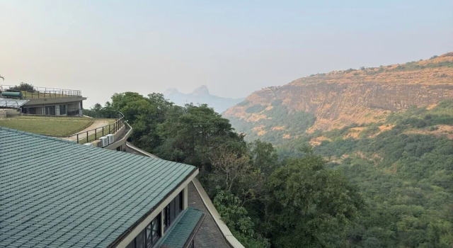 Коттедж Premium с красивым видом из окна Upper Deck Resort - Highest Peak, Lonavala