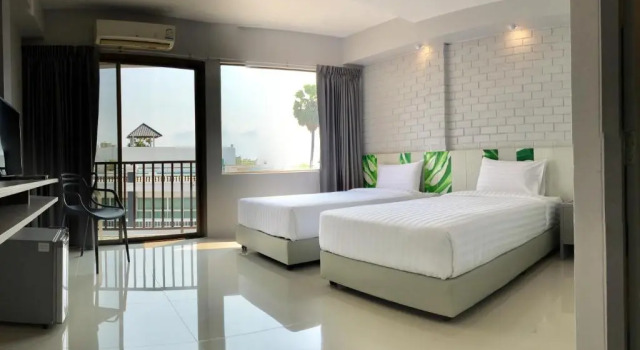 Двухместный номер Standard с балконом The Pat Hotel
