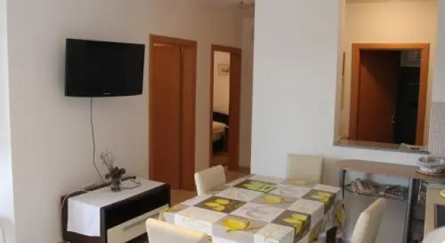 Apartment in Ždrelac with sea view balcony air conditioning Wi Fi, Book Lejlighed Hoteller i Pasman Island med parkering, Parkering
