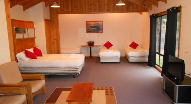 Eastcoast Central Watersedge Resort, Rezervasyon Tatil Köyü Tasmanya SPA oteller, SPA