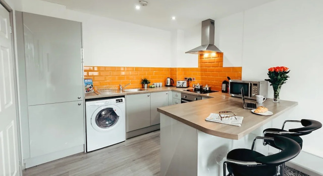 Семейные апартаменты Halifax House Apartments