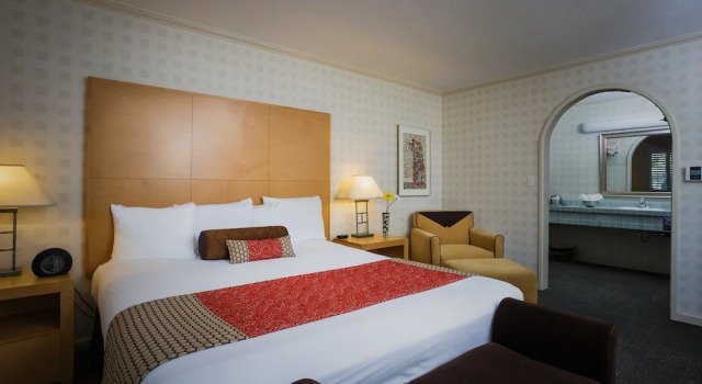 Номер Deluxe Menlo Park Inn