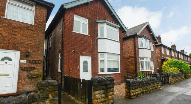 Cozy House in the heart of Beeston with FREE Parking and WiFi