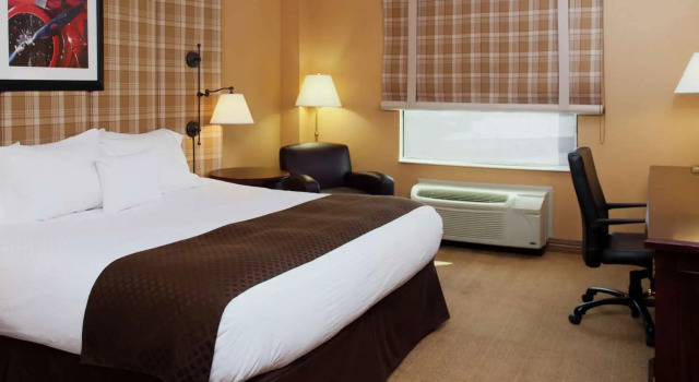 Номер Standard DoubleTree by Hilton Cincinnati Airport