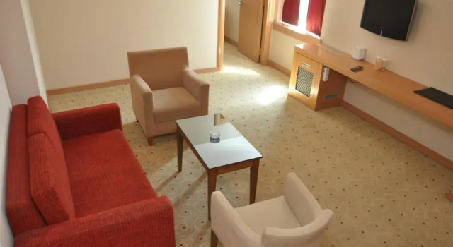 Люкс Gaziantep Plaza Hotel