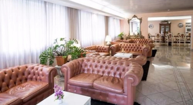 Hotel Royal Plaza