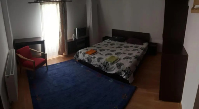 Семейная студия Lexington Apartments