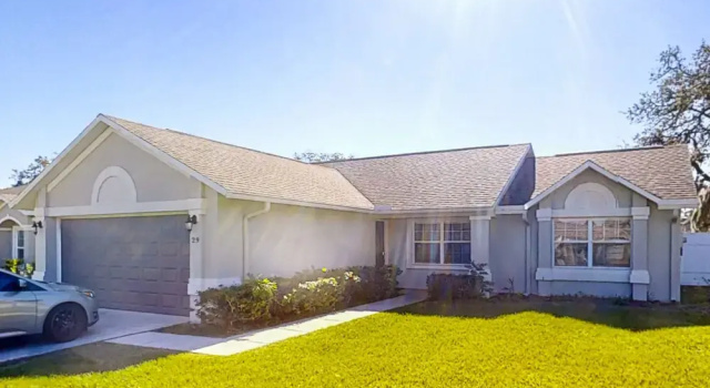 Pristine Palms House in Palm Coast With Enclosed Pool & Full Kitchen, Забронировать Дом для отпуска Коттеджи Палм-Кост, Коттедж