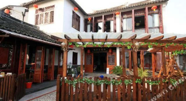 Kunshan Zhouzhuang Yinzibang Riverside Inn