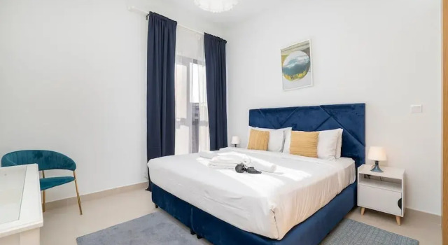 Peaceful 1-bedroom Apartment for 4 in Downtown, Забронировать Апартаменты/квартира Дубай Эмират Дубай, рядом с Дубайский аквариум