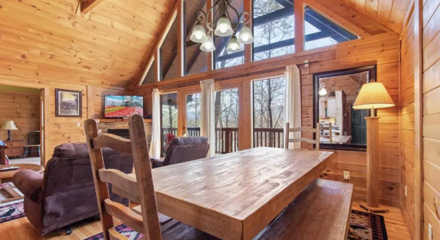 Above the Clouds, 4 Bedrooms, Pool Access, Private, Gaming, Sleeps 16, Забронировать Апартаменты/квартира Отели Гатлинберг с бассейном, Бассейн