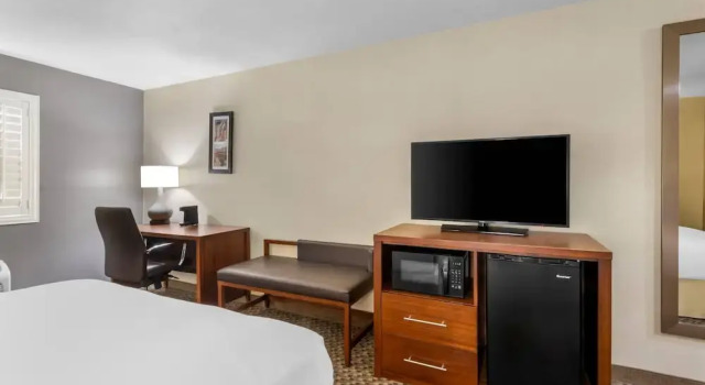 Люкс Comfort Inn & Suites Thatcher - Safford