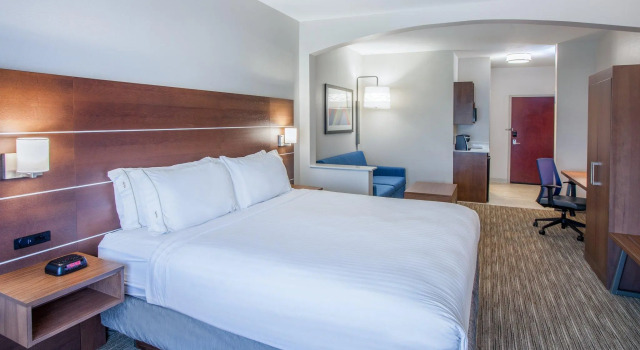 Двухместный люкс Holiday Inn Express & Suites Texarkana by IHG