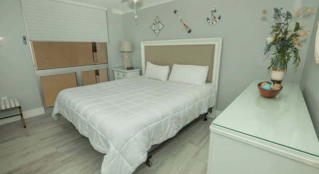 2106 is a Gulf Front 3 bedroom unobstructed views by RedAwning, Забронировать Апартаменты/квартира Дестин Emerald Coast, рядом с Аквапарк Биг-Каунас