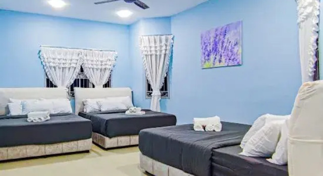 Modern 5-Bedroom House BBQ Event Wedding at Kajang by HCK, Забронировать Отель Каджанг Селангор