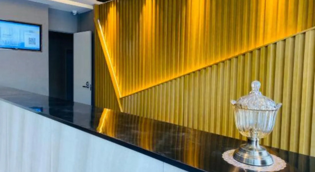 Homeinn Selected Hotel (Rizhao Lanshan Bus Station), Prenota Hotel Hotel a Shandong con parcheggio, Parcheggio