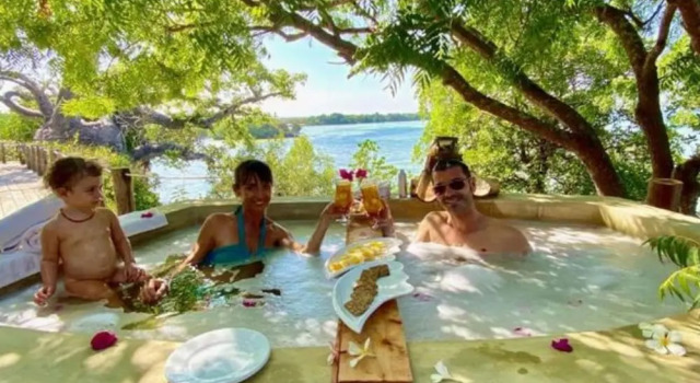 Rock and Sea Bubble Lodges, Забронировать Гостевой дом Гостевые дома Килифи, Гостевой дом