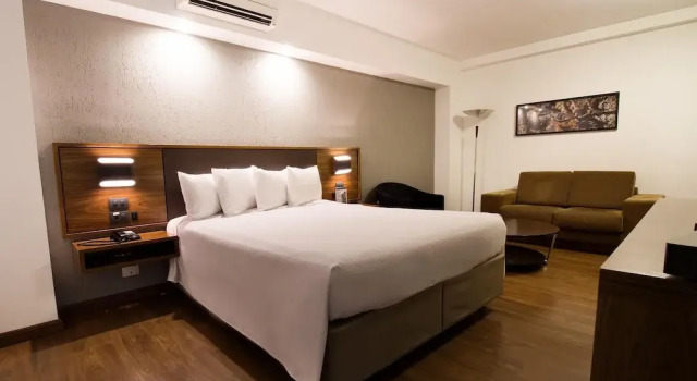 Двухместный номер Deluxe Hotel Deville Curitiba