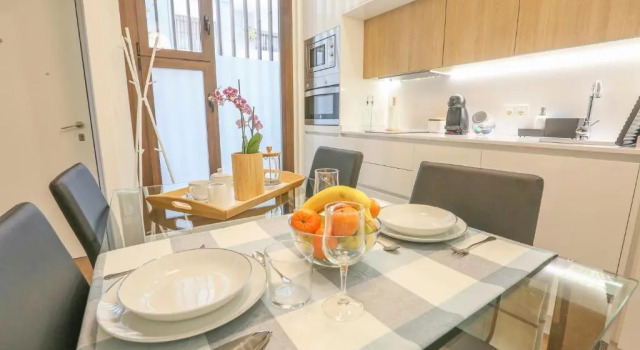 T&L TRIANA LOFT - Just like at home, Забронировать Отель Триана Севилья, рядом с Торре-дель-Оро