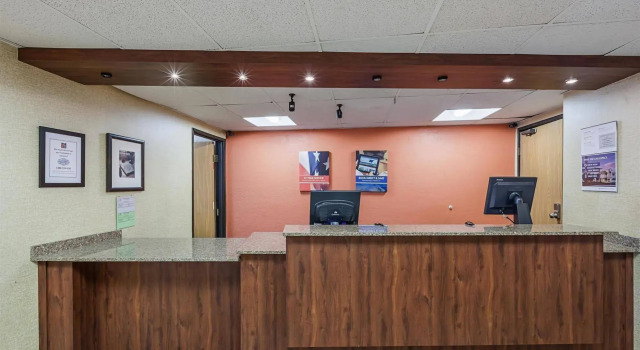 Days Inn Oak Creek/Milwaukee South, Varaa Motelli Oak Creek 