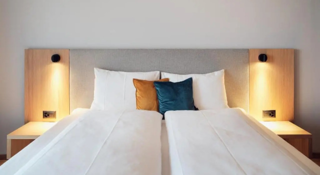 Полулюкс Hotel Neu-Schönstatt