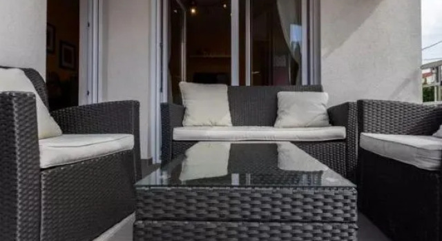 Apartment Plutus, Забронировать Апартаменты/квартира Отели Биоград-на-Мору с парковкой, рядом с Kornati Marina, Парковка