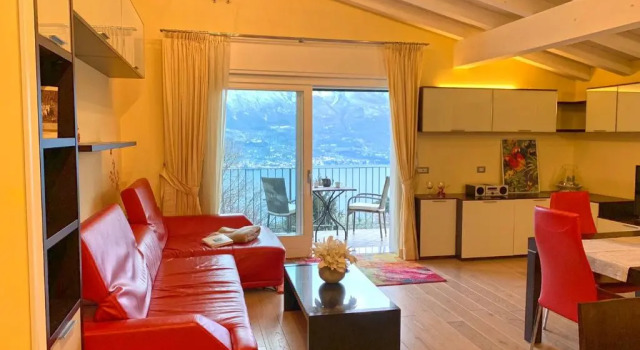 Loft Diva Lake View by Gardadomusmea