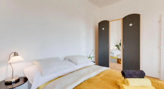 Sunshine Apartment near the City center, Book Apartment Prague Czech Republic, near Prague - Hostivař