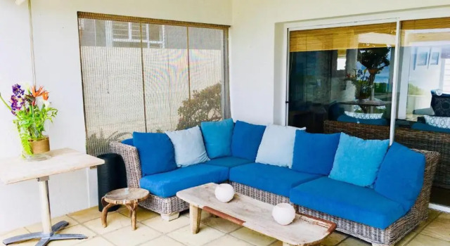 99 Beachyhead Drive, Plett