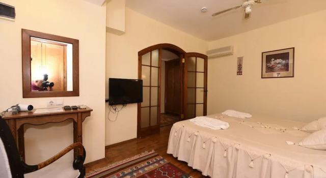 Семейный люкс с балконом Villa Konak Hotel