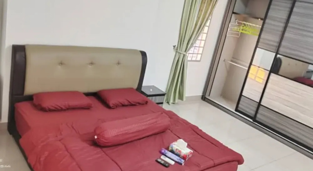 OYO 90483 Vraj's Homestay